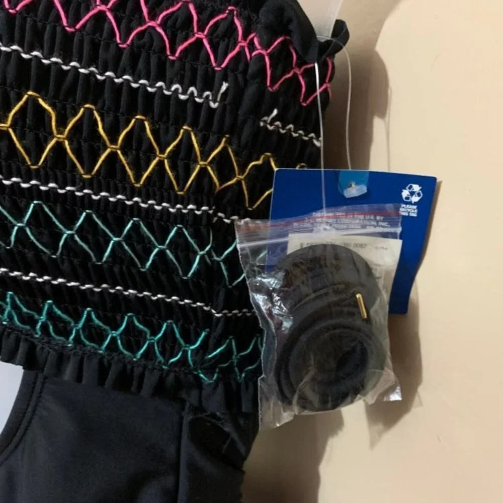 3/$25 👙 NWT - ARIZONA Smocked One Piece Swimsuit Juniors - Picture 5 of 10